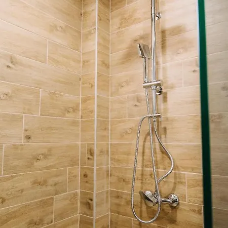 Constantin アパート Ni